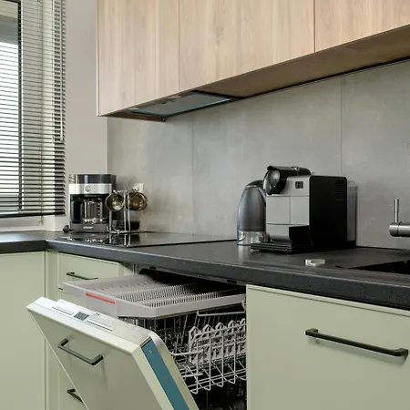 Exclusive River View Apartment With Balcony & Free Garage By Renters Prestige Wroclaw Exterior photo